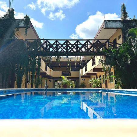 Framfor Inn Chetumal Exterior foto