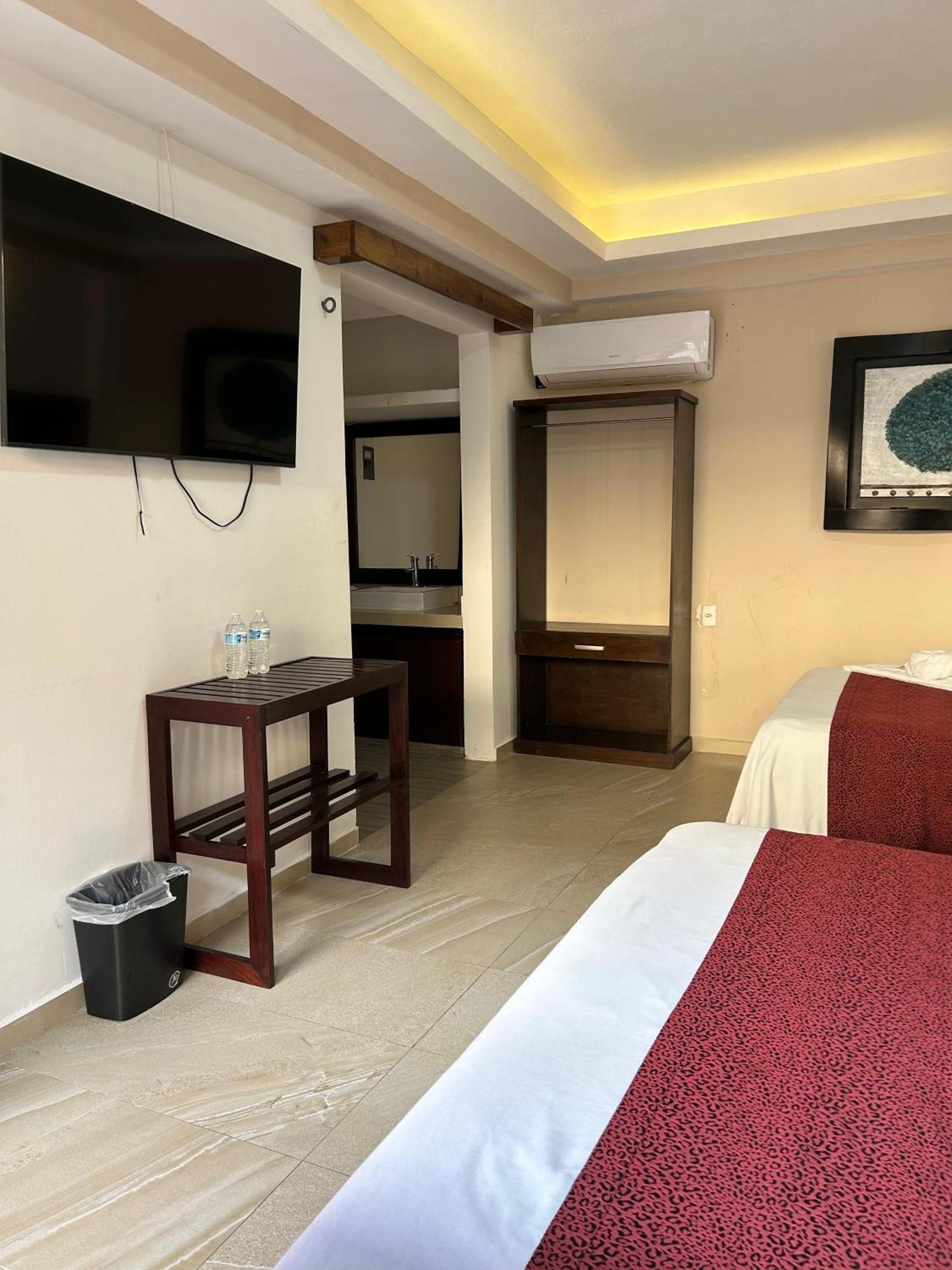 Framfor Inn Chetumal Exterior foto
